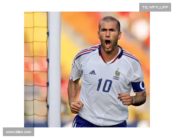 全面解析齐达内的辉煌巅峰时刻与他在世界足坛的传奇影响